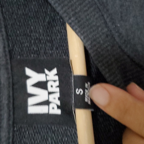 IVY PARK Crew Neck Sweater - Picture 4 of 5